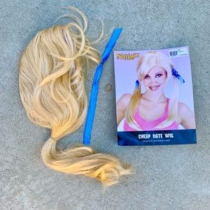 Blond costume wig- Halloween 🎃